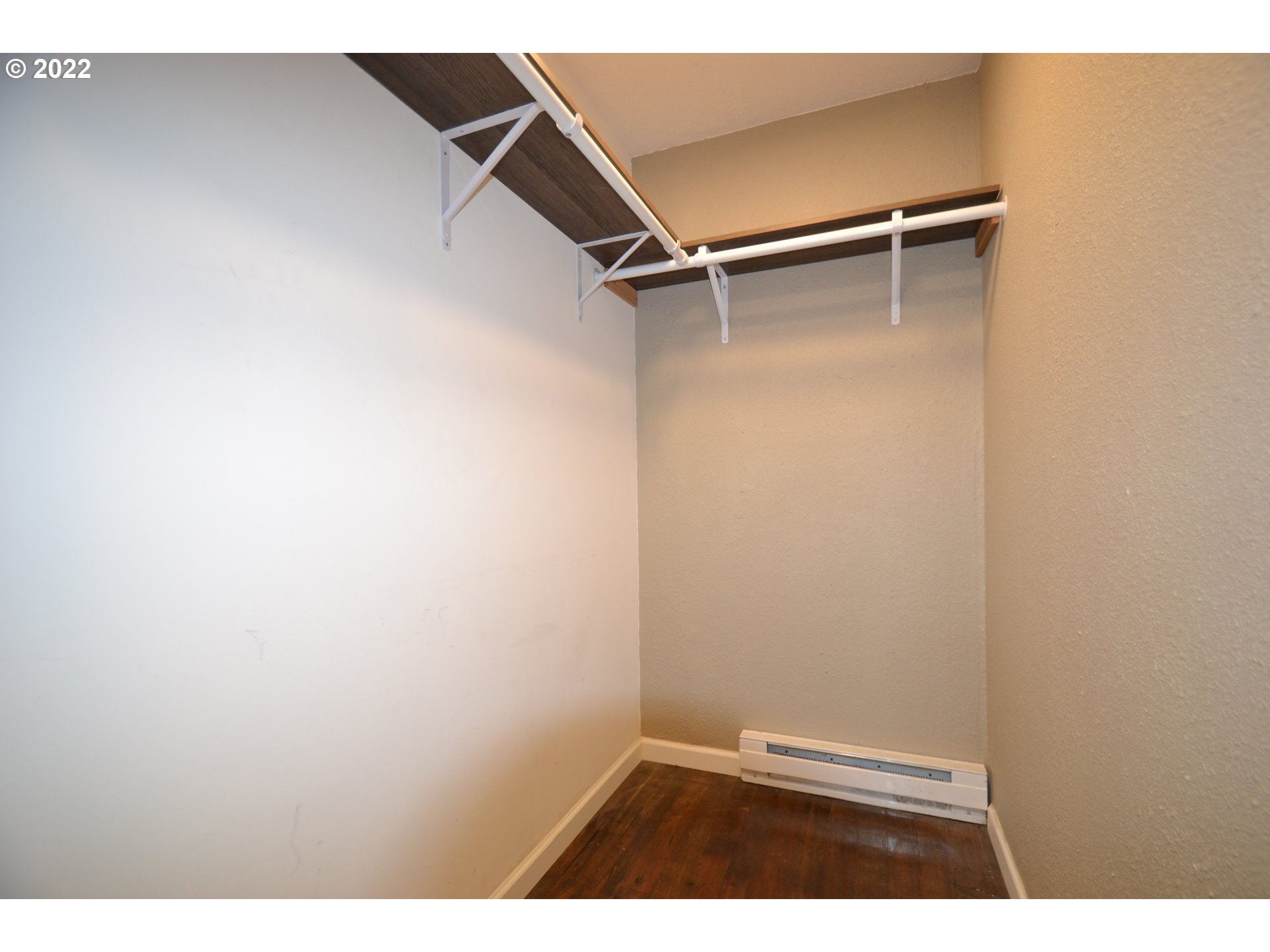 1450 Southwest 10th Street Dallas, OR 97338 - Photo 22 of 32 Gallery Image 22