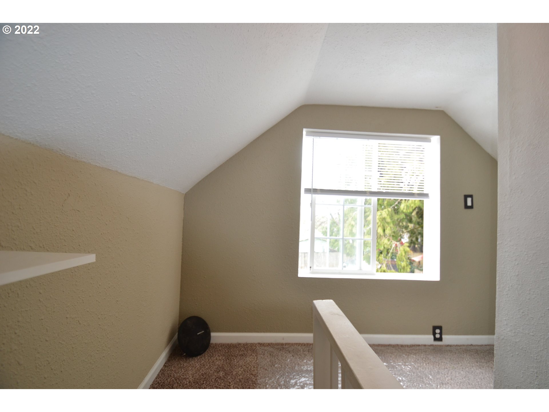 1450 Southwest 10th Street Dallas, OR 97338 - Photo 25 of 32 Gallery Image 25