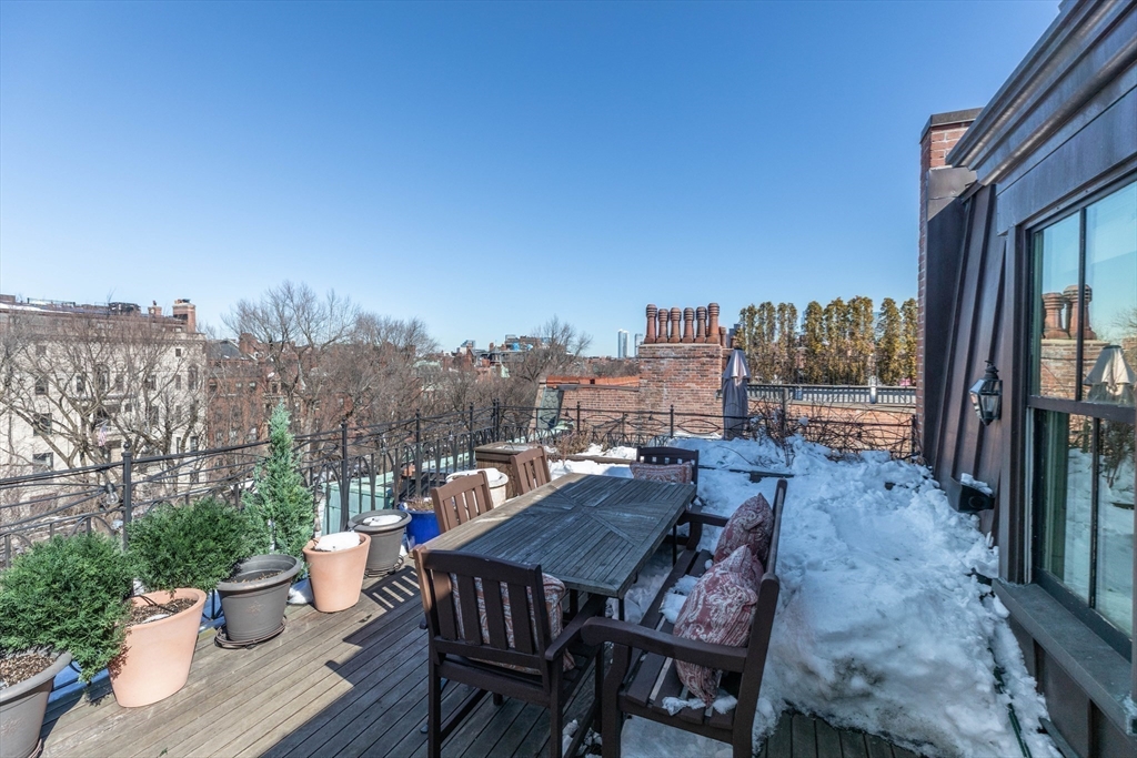 230 Commonwealth Avenue Boston, MA 02116 - Photo 16 of 42