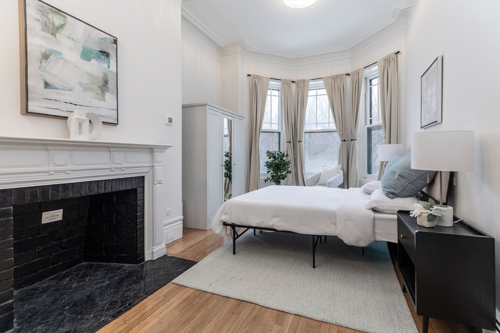 230 Commonwealth Avenue Boston, MA 02116 - Photo 28 of 42
