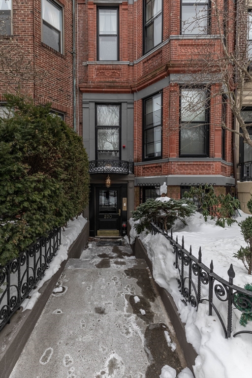 230 Commonwealth Avenue Boston, MA 02116 - Photo 42 of 42