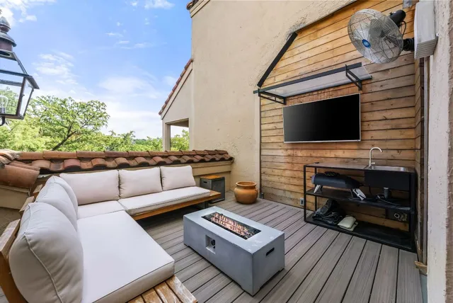 $1,254,000 | 1937 Rue De St Tropez, Unit 10, Austin, TX 78746