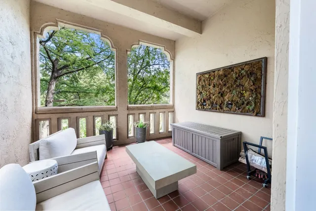 $1,254,000 | 1937 Rue De St Tropez, Unit 10, Austin, TX 78746