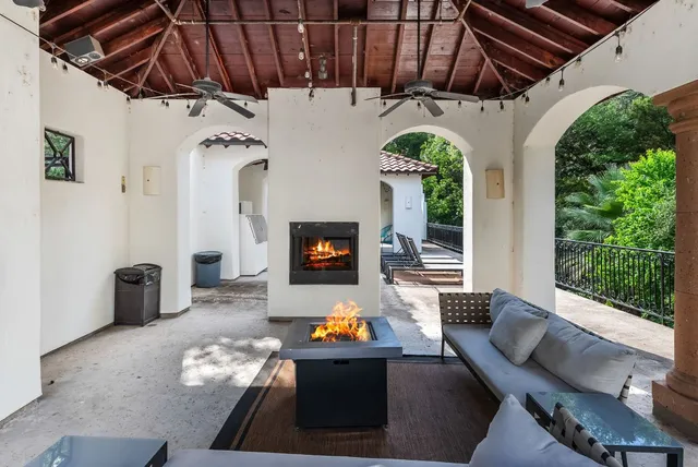 $1,254,000 | 1937 Rue De St Tropez, Unit 10, Austin, TX 78746