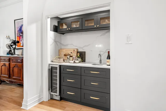 $1,204,000 | 1937 Rue De St Tropez, Unit 10, Austin, TX 78746