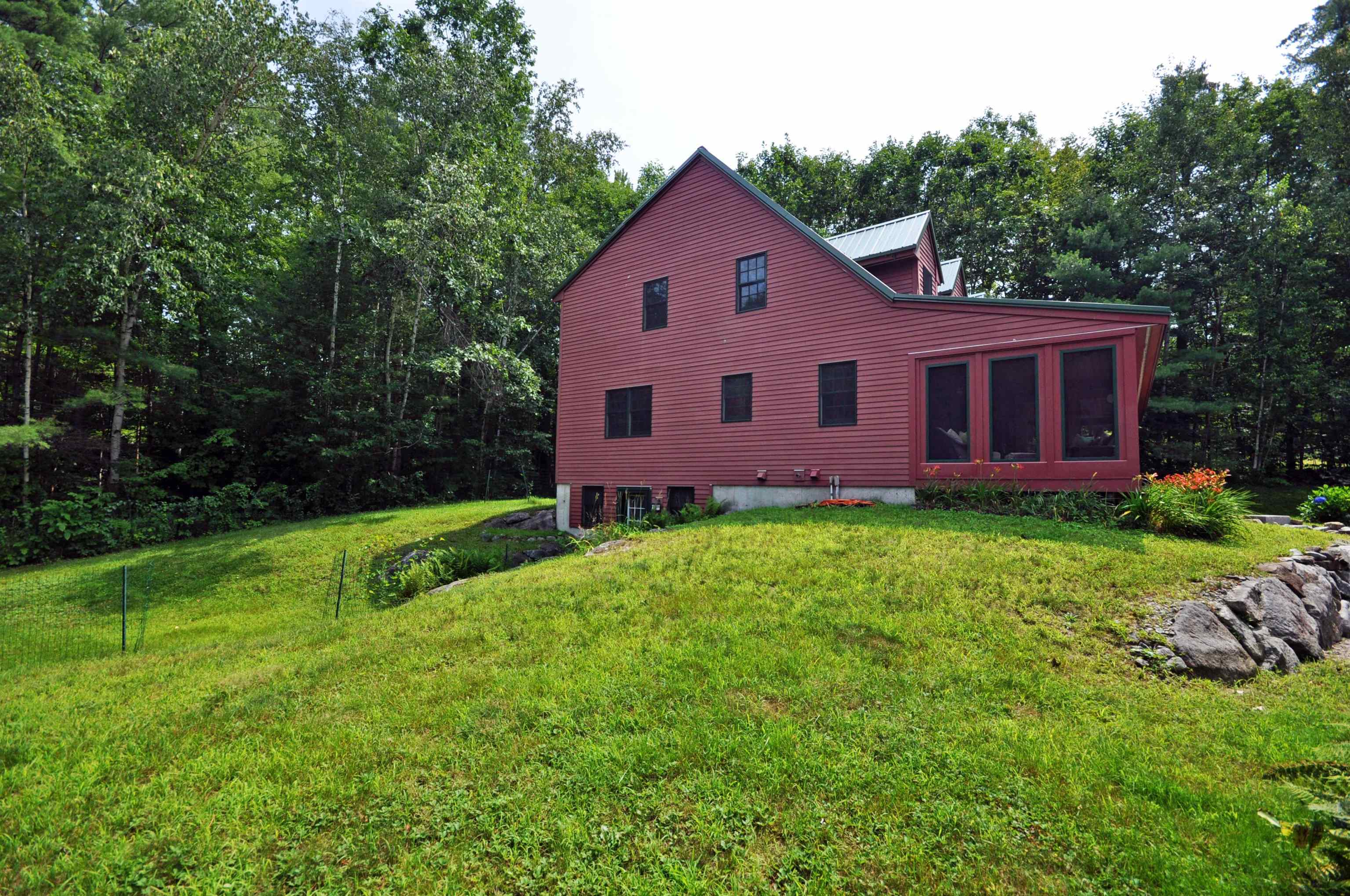 9 Evans Road Hebron, NH 03241 - Photo 4 of 40