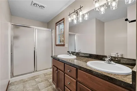 $385,000 | 642 Portersville Road, Ellwood City, PA 16117