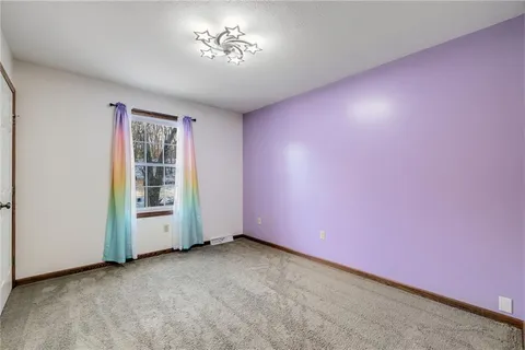 $385,000 | 642 Portersville Road, Ellwood City, PA 16117