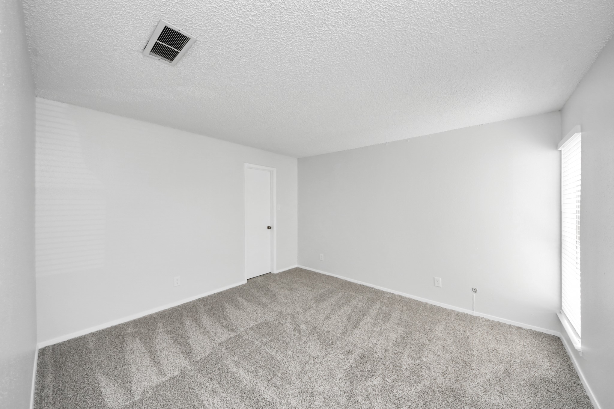 3750 Tanglewilde Street, Unit A7 Houston, TX 77063 - Photo 26 of 36 a view of an empty room