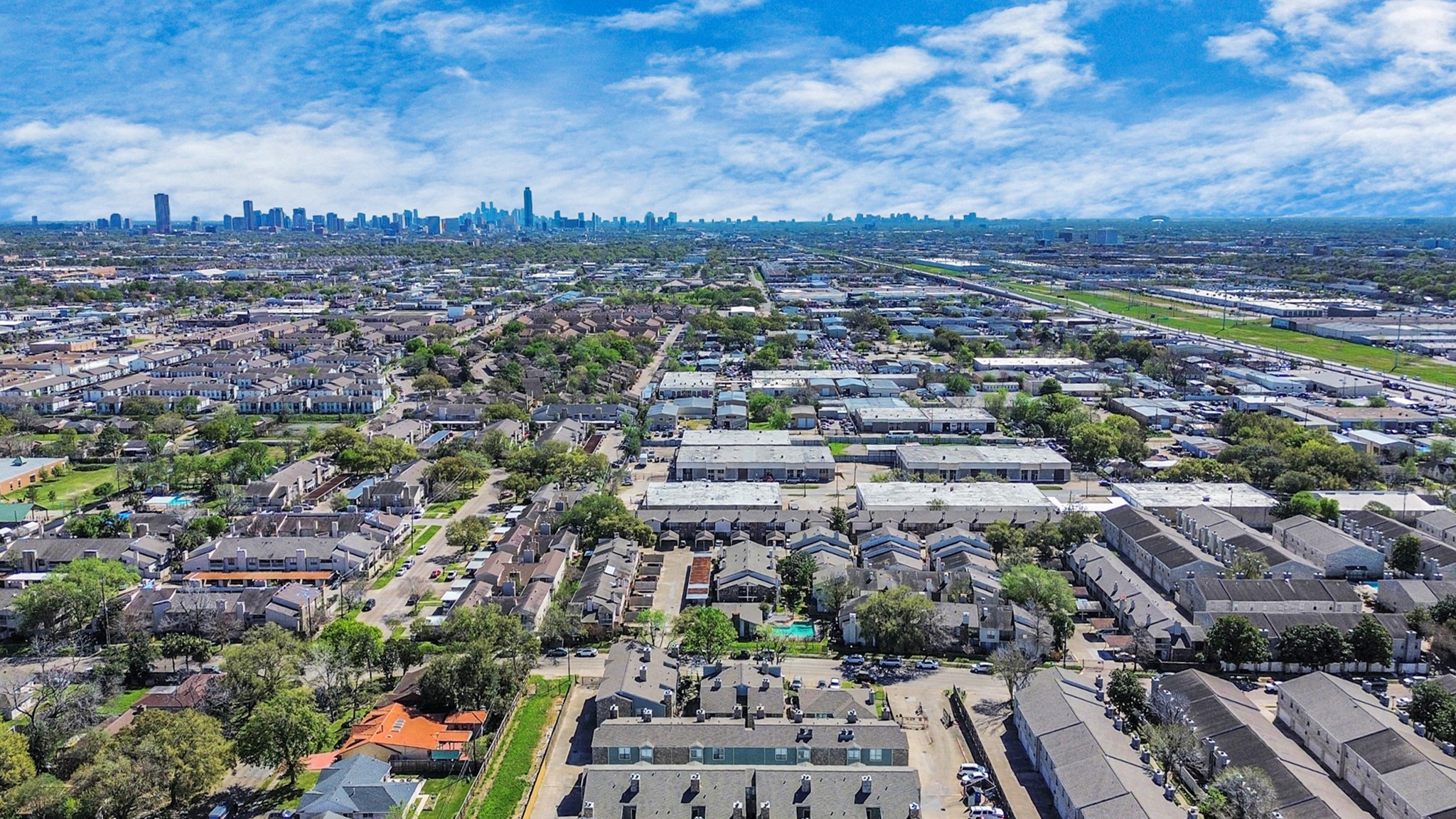 3750 Tanglewilde Street, Unit A7 Houston, TX 77063 - Photo 35 of 36 an aerial view of a city