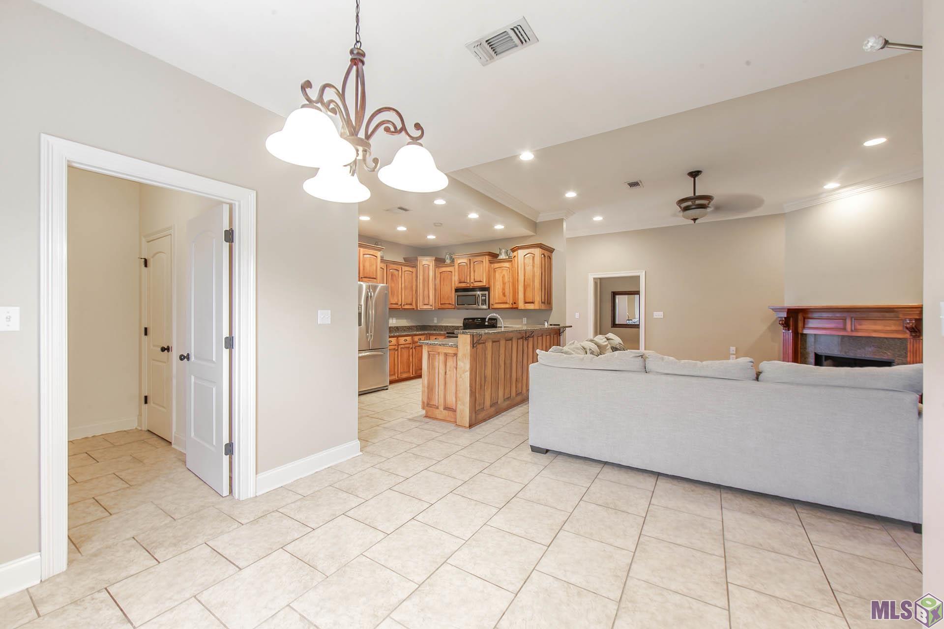 2204 Parish Road Thibodaux, LA 70301 - Photo 5 of 12 Gallery Image 5
