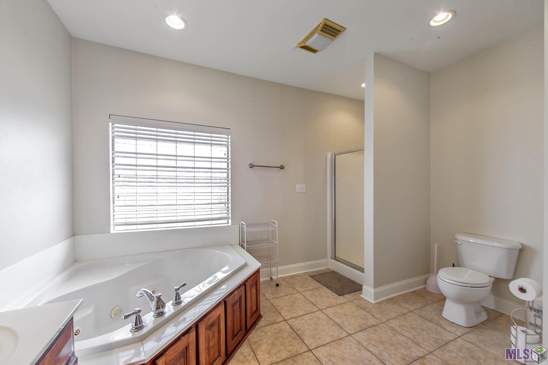 2204 Parish Road Thibodaux, LA 70301 - Photo 8 of 12 Gallery Image 8