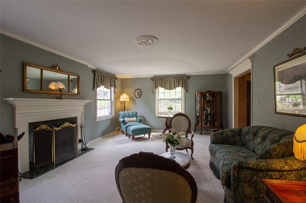 404 Morrison Drive Pittsburgh, PA 15216 - Photo 11 of 25