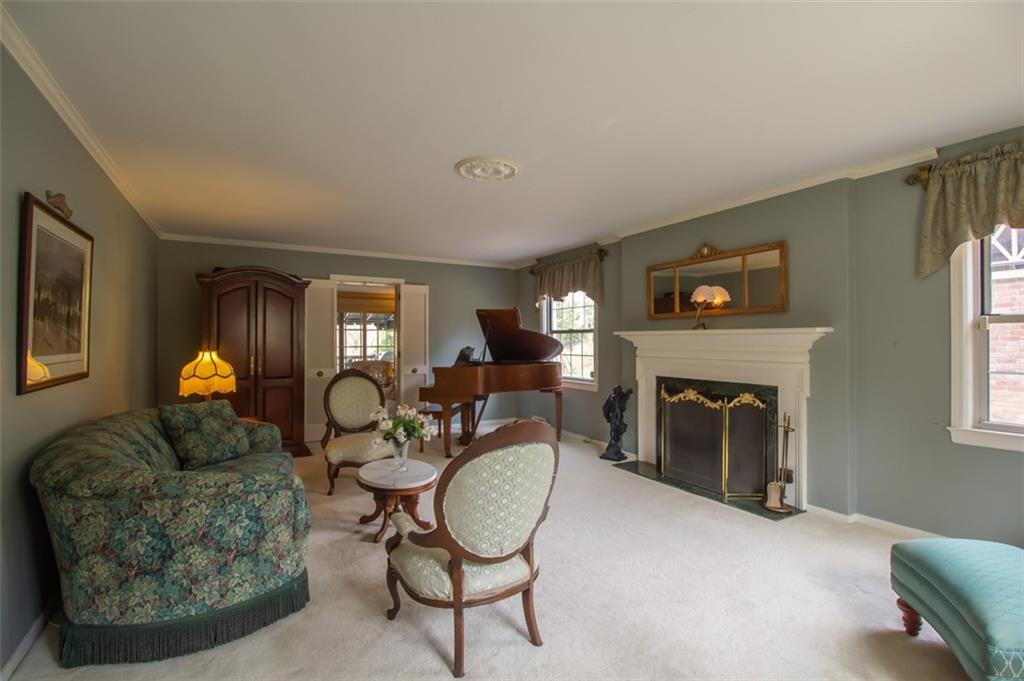 404 Morrison Drive Pittsburgh, PA 15216 - Photo 10 of 25