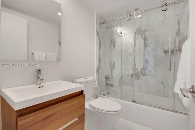 $5,900 | 155 Ocean Ln Drive, Unit 104, Key Biscayne, FL 33149