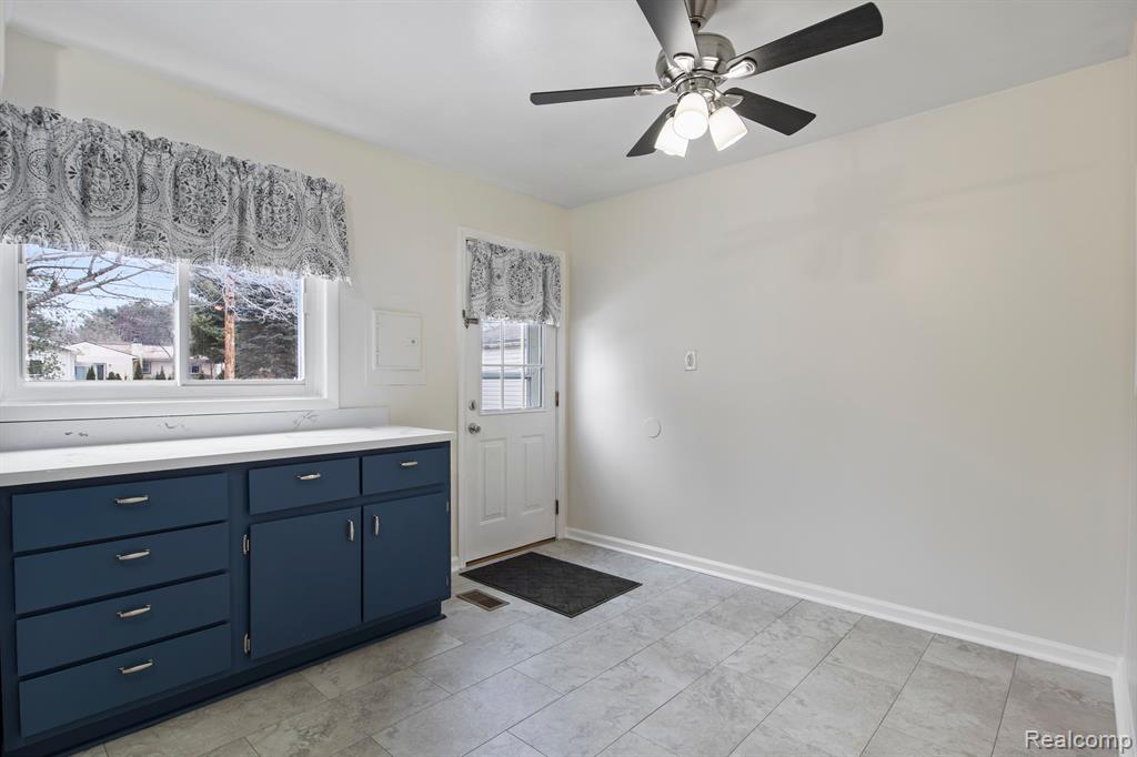 1171 Rambling Road Ypsilanti, MI 48198 - Photo 10 of 25