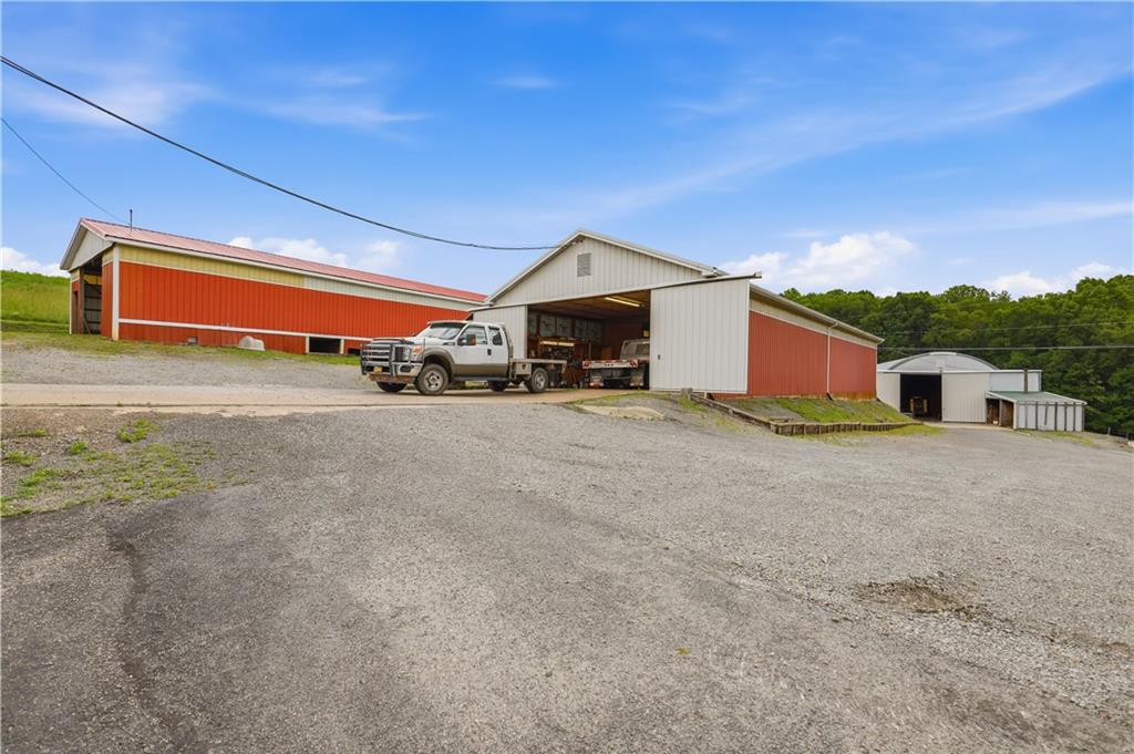 238 Odonnal Road Mill Run, PA 15464 - Photo 20 of 50