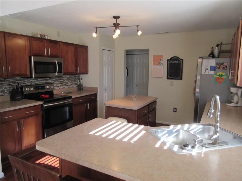 8303 Exton Road Indianapolis, IN 46239 - Photo 8 of 15 Gallery Image 8