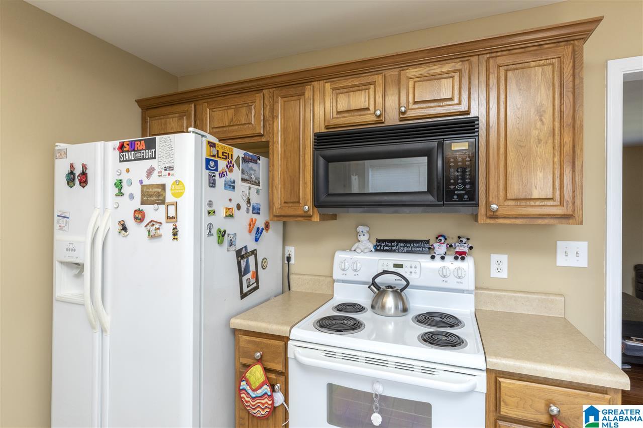 160 Hidden Ridge Drive Odenville, AL 35120 - Photo 13 of 29