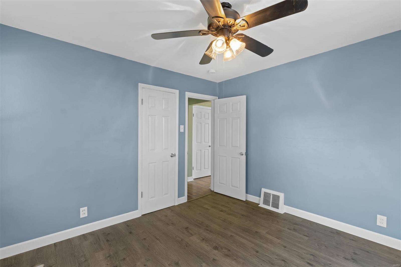 9526 Big Bend Road St. Louis, MO 63122 - Photo 25 of 38 Gallery Image 25