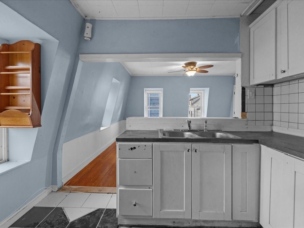 334 Fountain Street Fall River, MA 02721 - Photo 19 of 30