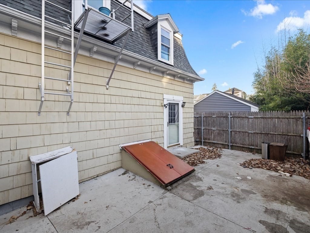 334 Fountain Street Fall River, MA 02721 - Photo 28 of 30