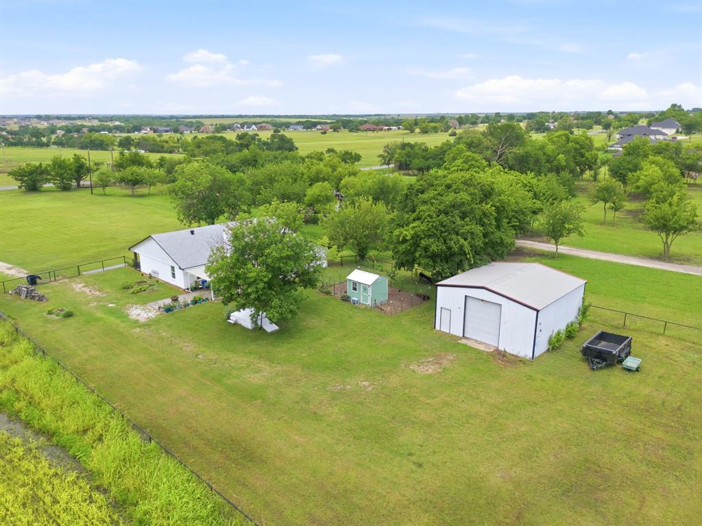 698 Hackberry Road Van Alstyne, TX 75495 - Photo 30 of 34
