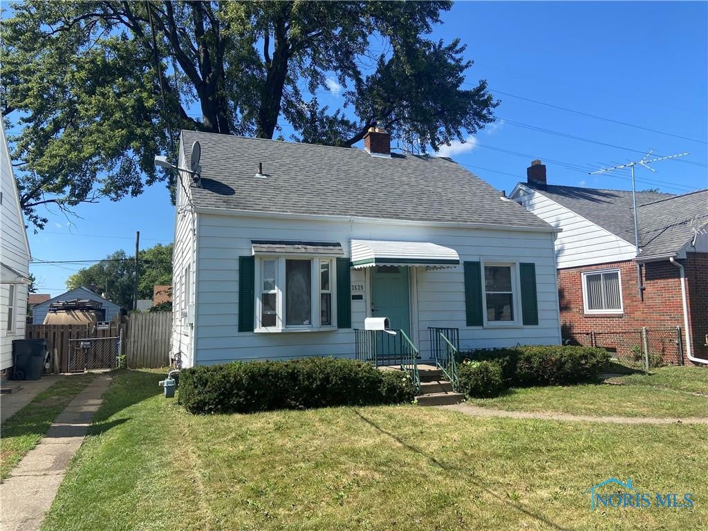 3529 Sherbrooke Road Toledo, OH 43613 - Photo 1 of 30 Gallery Image 1