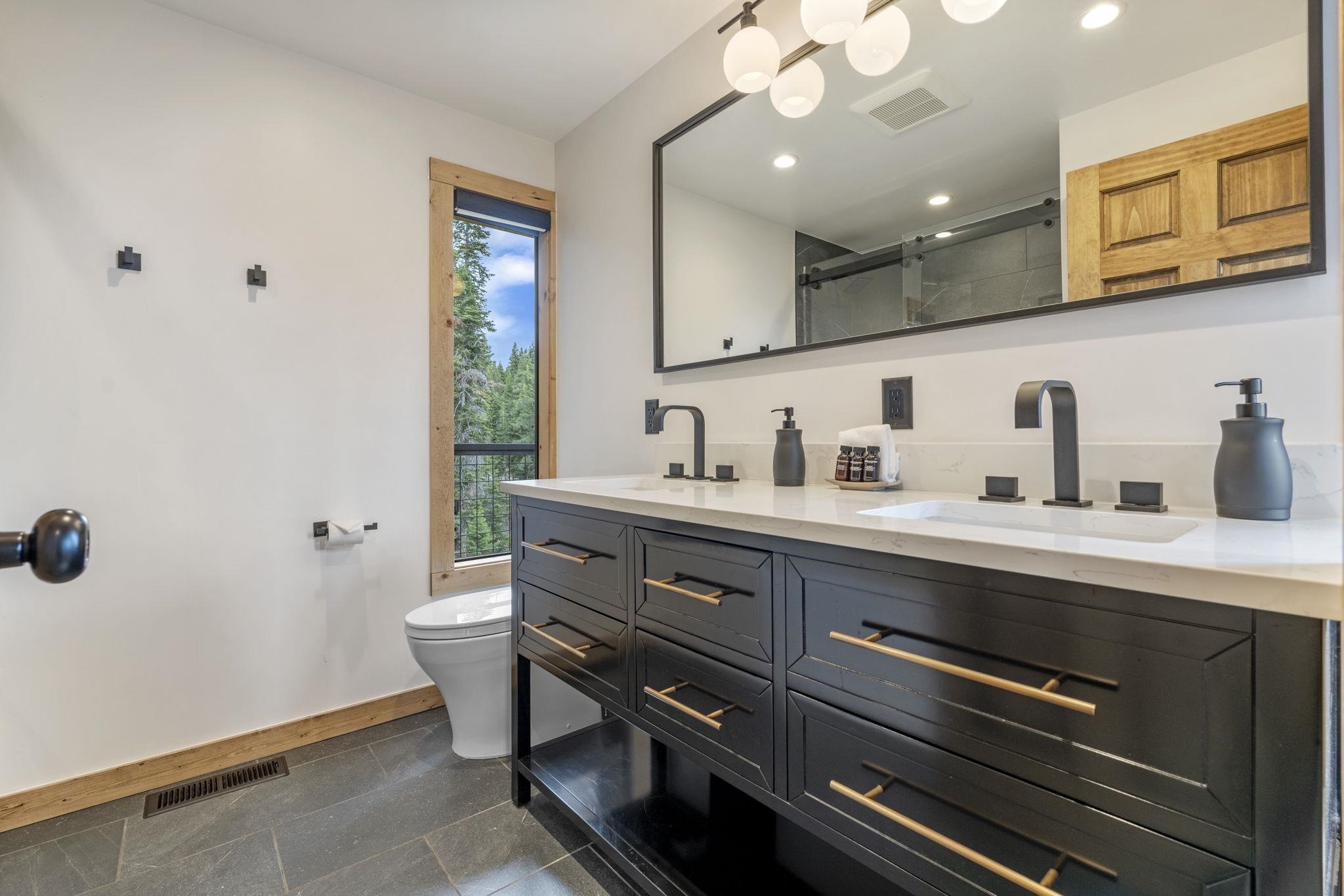 590 Nightingale Road Carnelian Bay, CA 96140 - Photo 15 of 21 Gallery Image 15