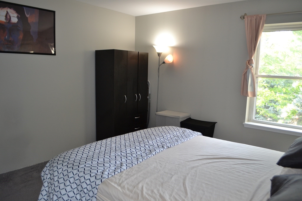 30 Franklin Street, Unit 205 Malden, MA 02148 - Photo 12 of 29 Gallery Image 12