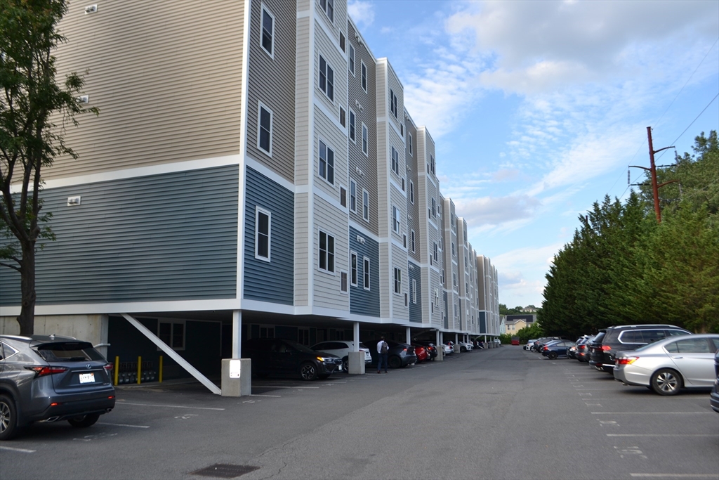 30 Franklin Street, Unit 205 Malden, MA 02148 - Photo 3 of 29 Gallery Image 3