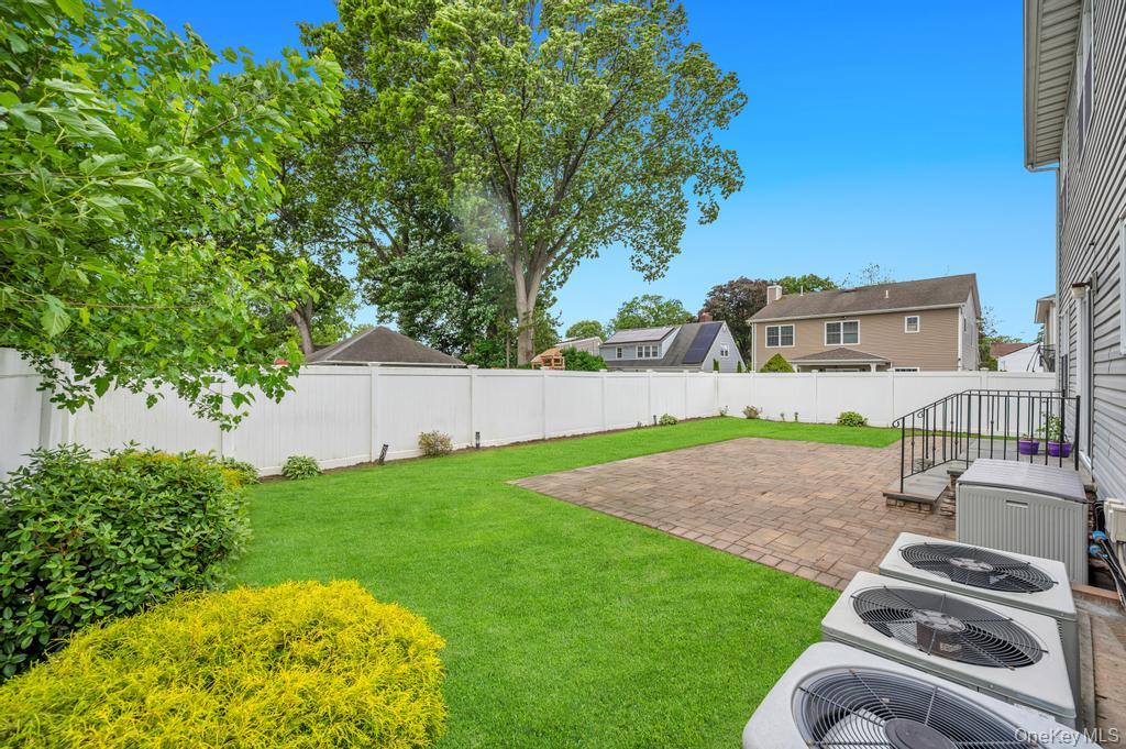 14 Kent Road Valley Stream, NY 11580 - Photo 30 of 31
