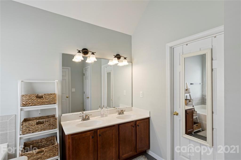 671 Winding Branch Road Rock Hill, SC 29732 - Photo 26 of 43 Gallery Image 26