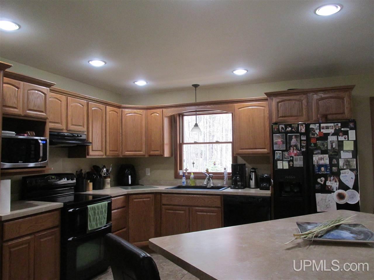 6388 L L.5 Road Gladstone, MI 49837 - Photo 10 of 49
