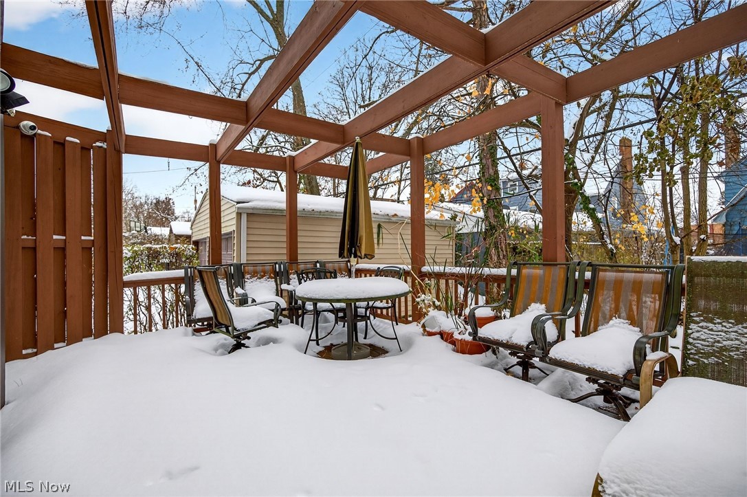 3498 Bainbridge Road Cleveland Heights, OH 44118 - Photo 4 of 50 View of sunroom