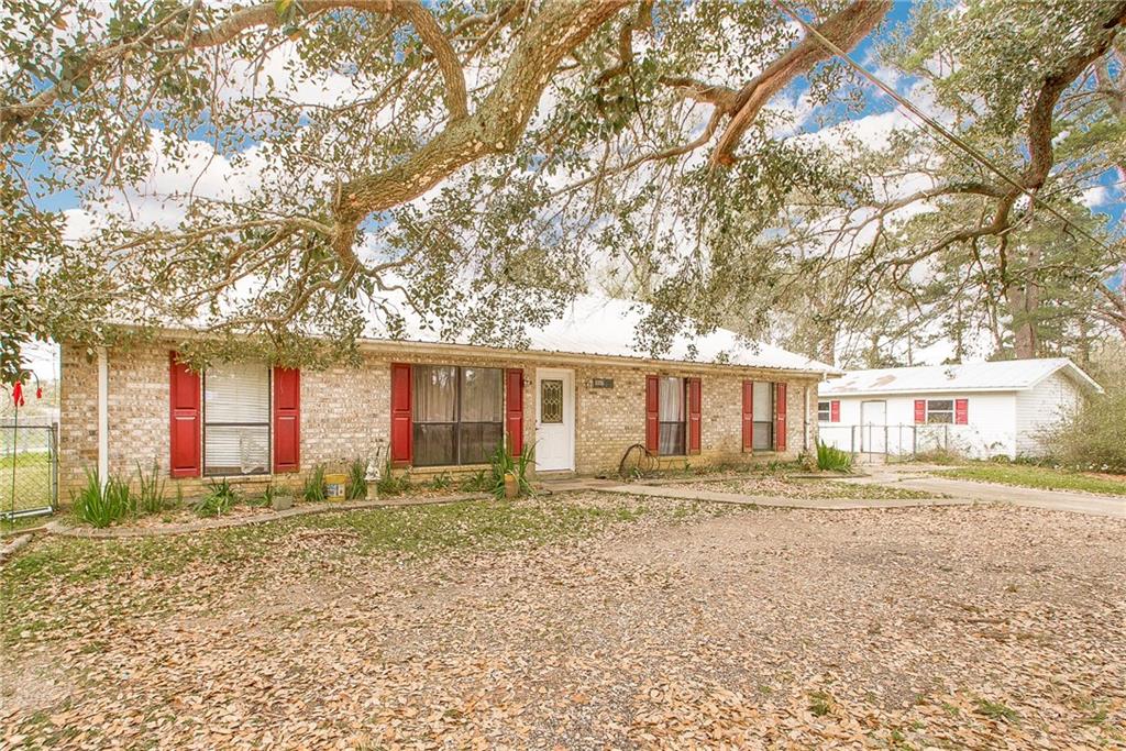 10611 Richardson Road Independence, LA 70443 - Photo 2 of 31 Gallery Image 2