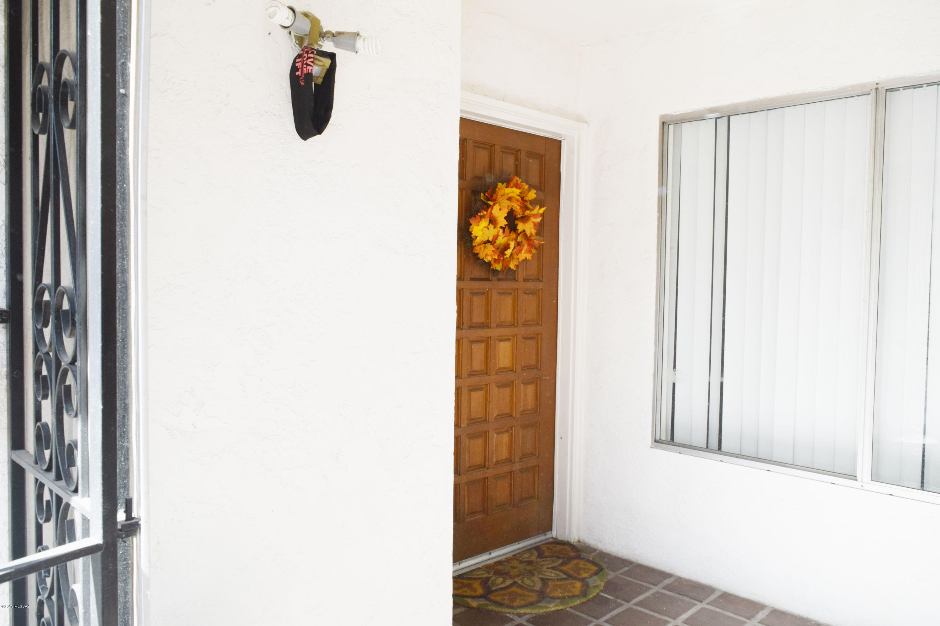 660 East River Road, Unit D Tucson, AZ 85704 - Photo 5 of 20 Gallery Image 5