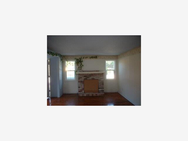 302 Strawberry Road Watsonville, CA 95076 - Photo 9 of 9 Gallery Image 9