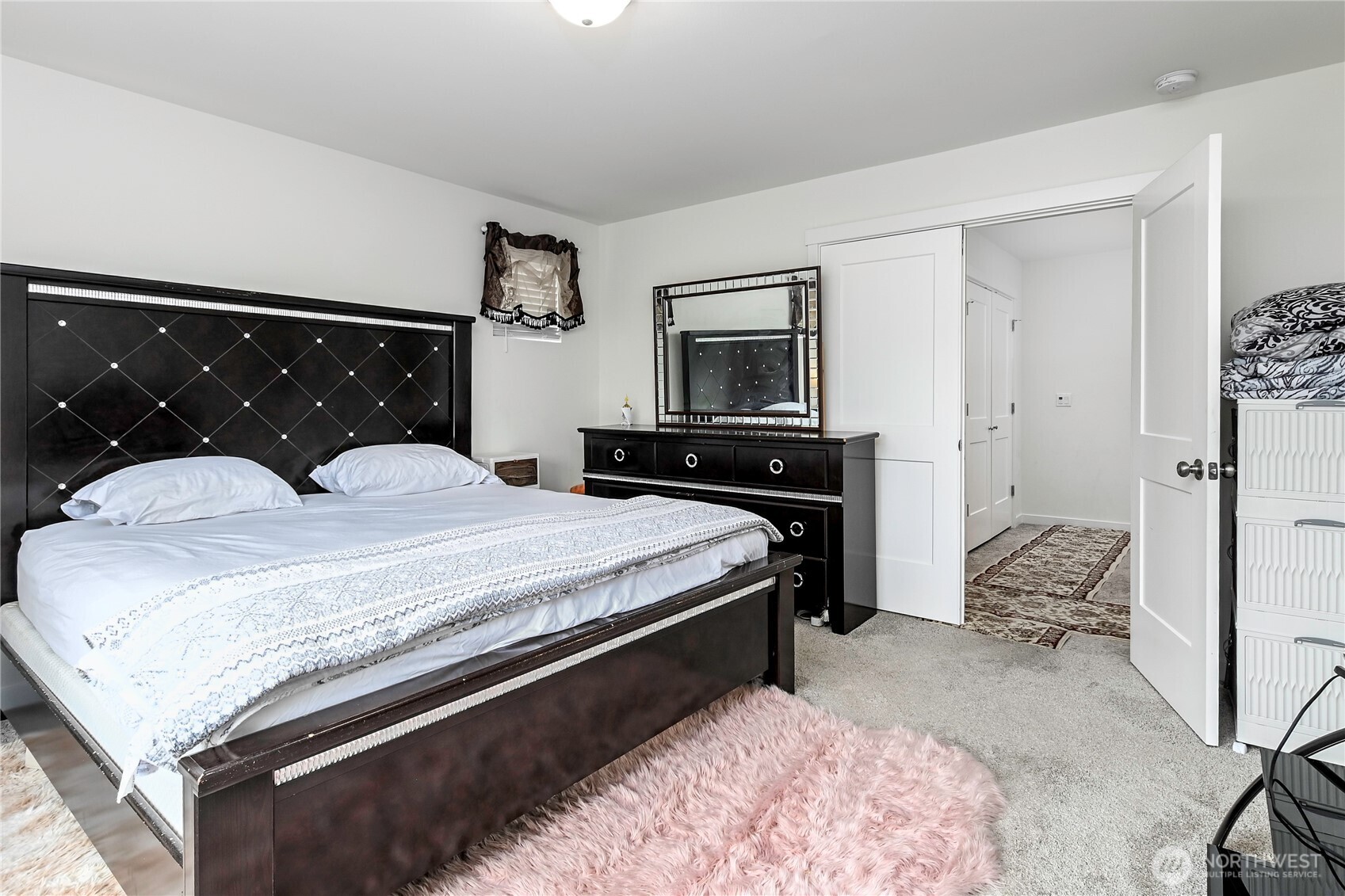 11512 3rd Place West, Unit B Everett, WA 98204 - Photo 18 of 26