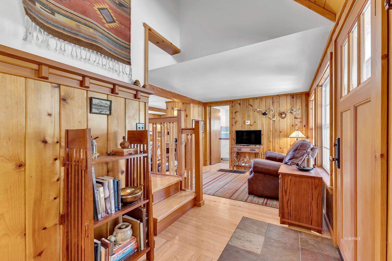 55135 San Jacinto Road Idyllwild, CA 92549 - Photo 11 of 55 11