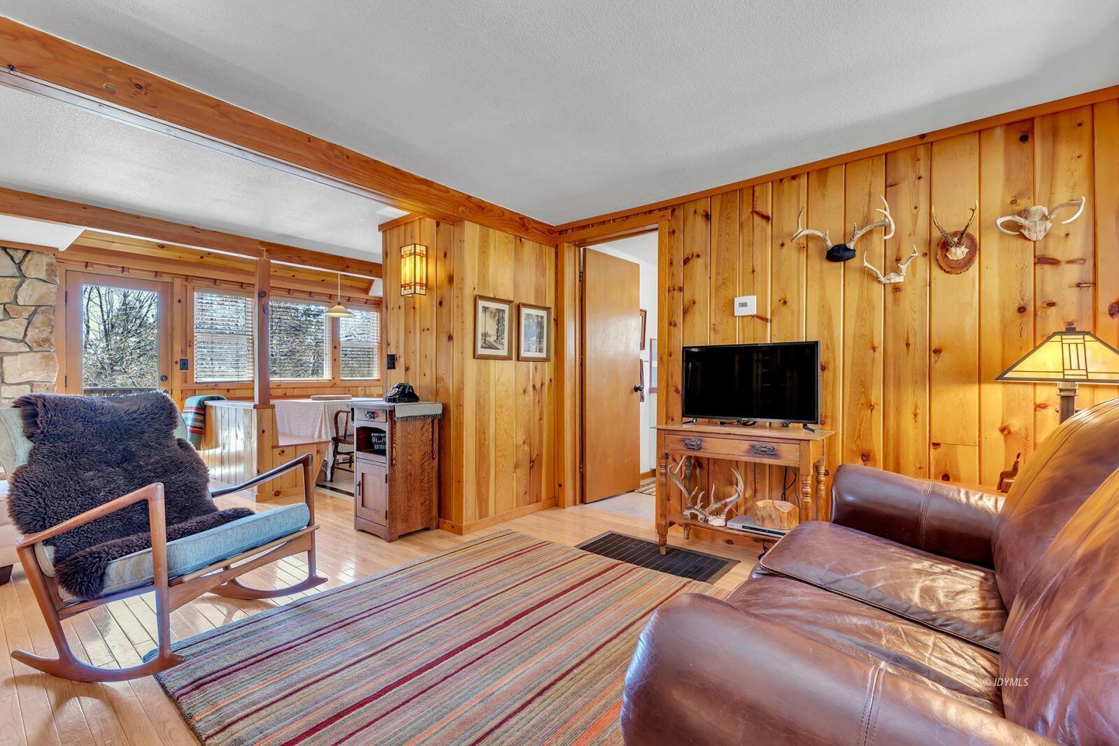 55135 San Jacinto Road Idyllwild, CA 92549 - Photo 16 of 55 16