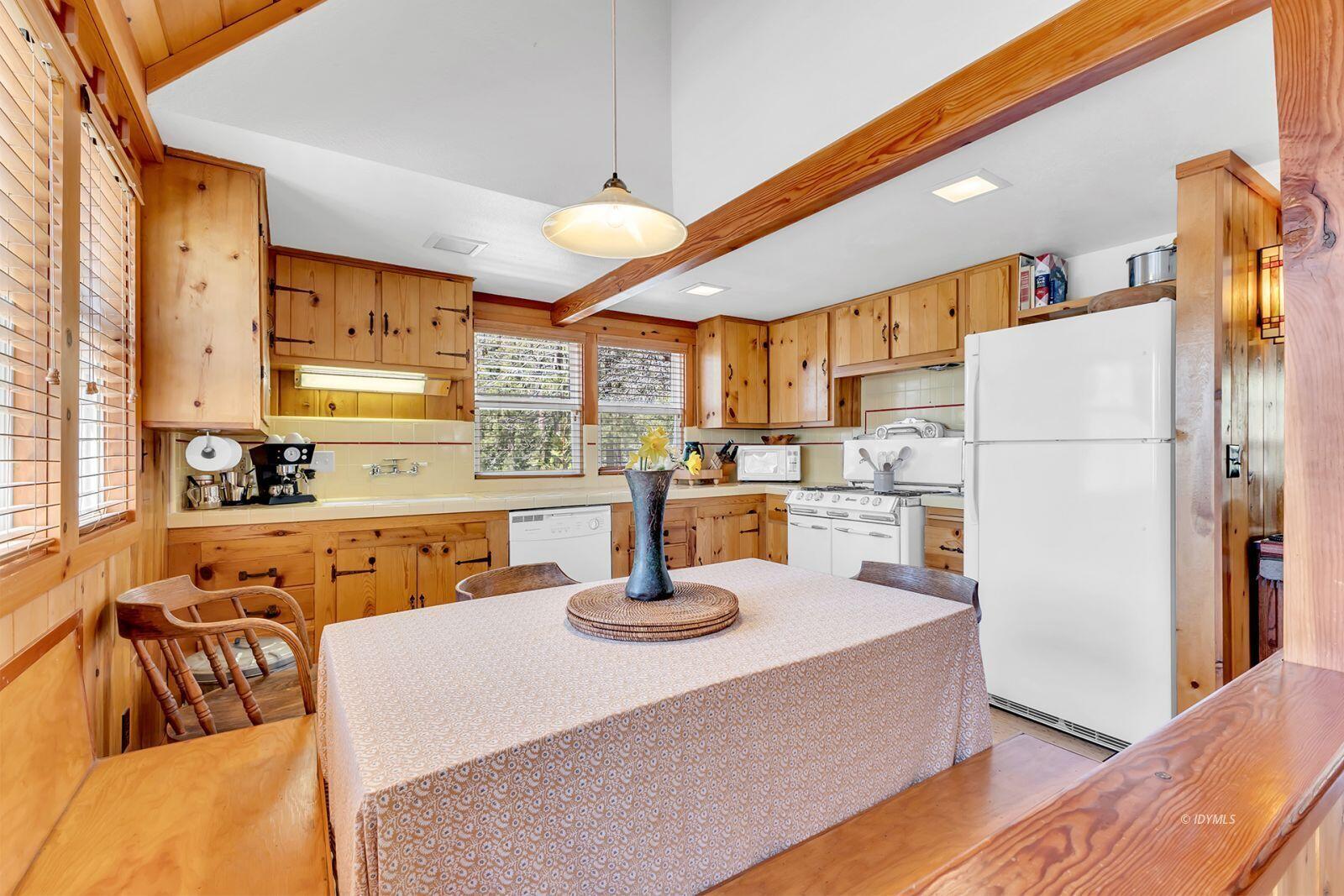 55135 San Jacinto Road Idyllwild, CA 92549 - Photo 23 of 55 23