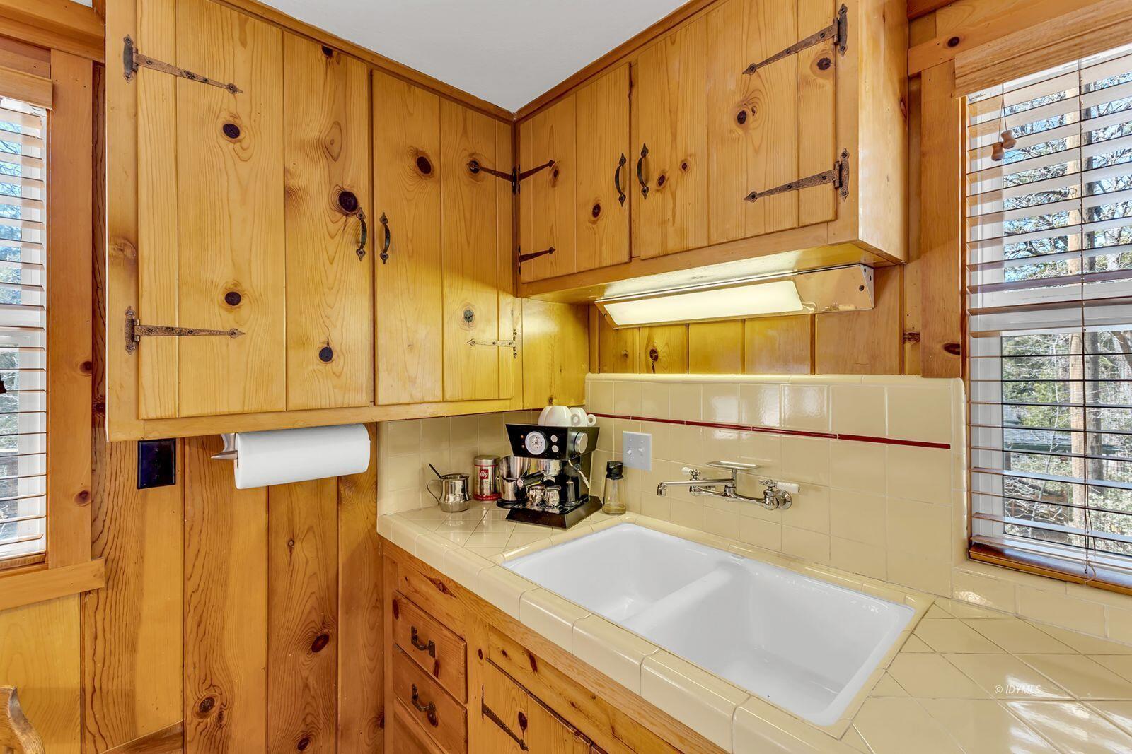 55135 San Jacinto Road Idyllwild, CA 92549 - Photo 26 of 55 26