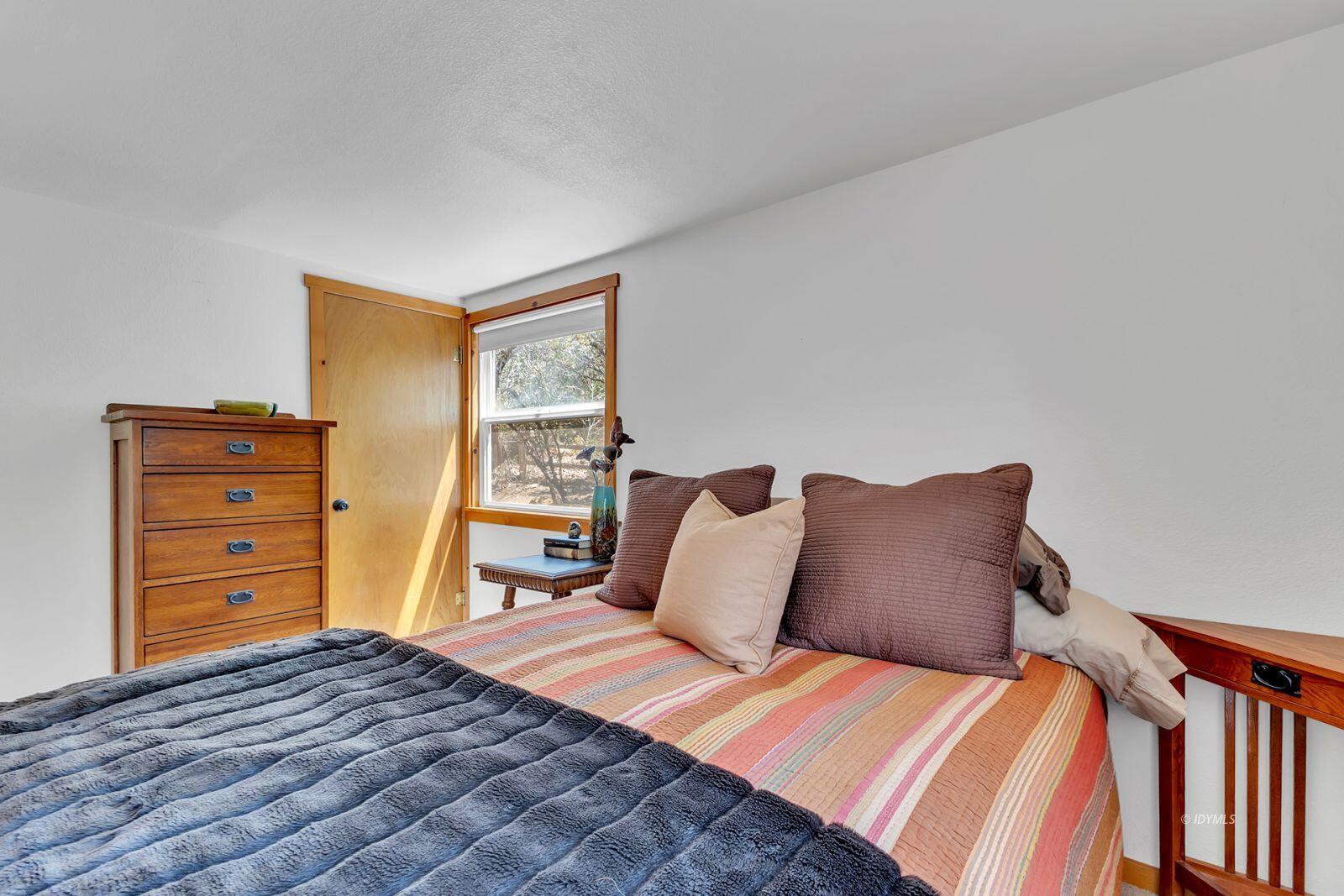 55135 San Jacinto Road Idyllwild, CA 92549 - Photo 37 of 55 37