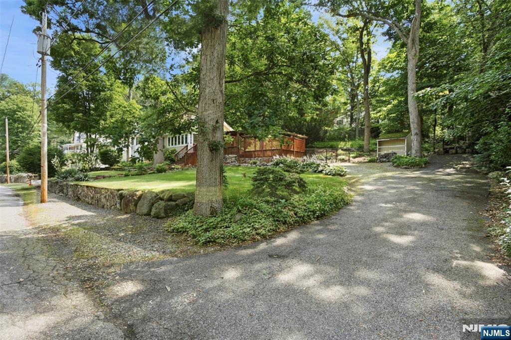 24 Hillside Road Ringwood, NJ 07456 - Photo 22 of 25