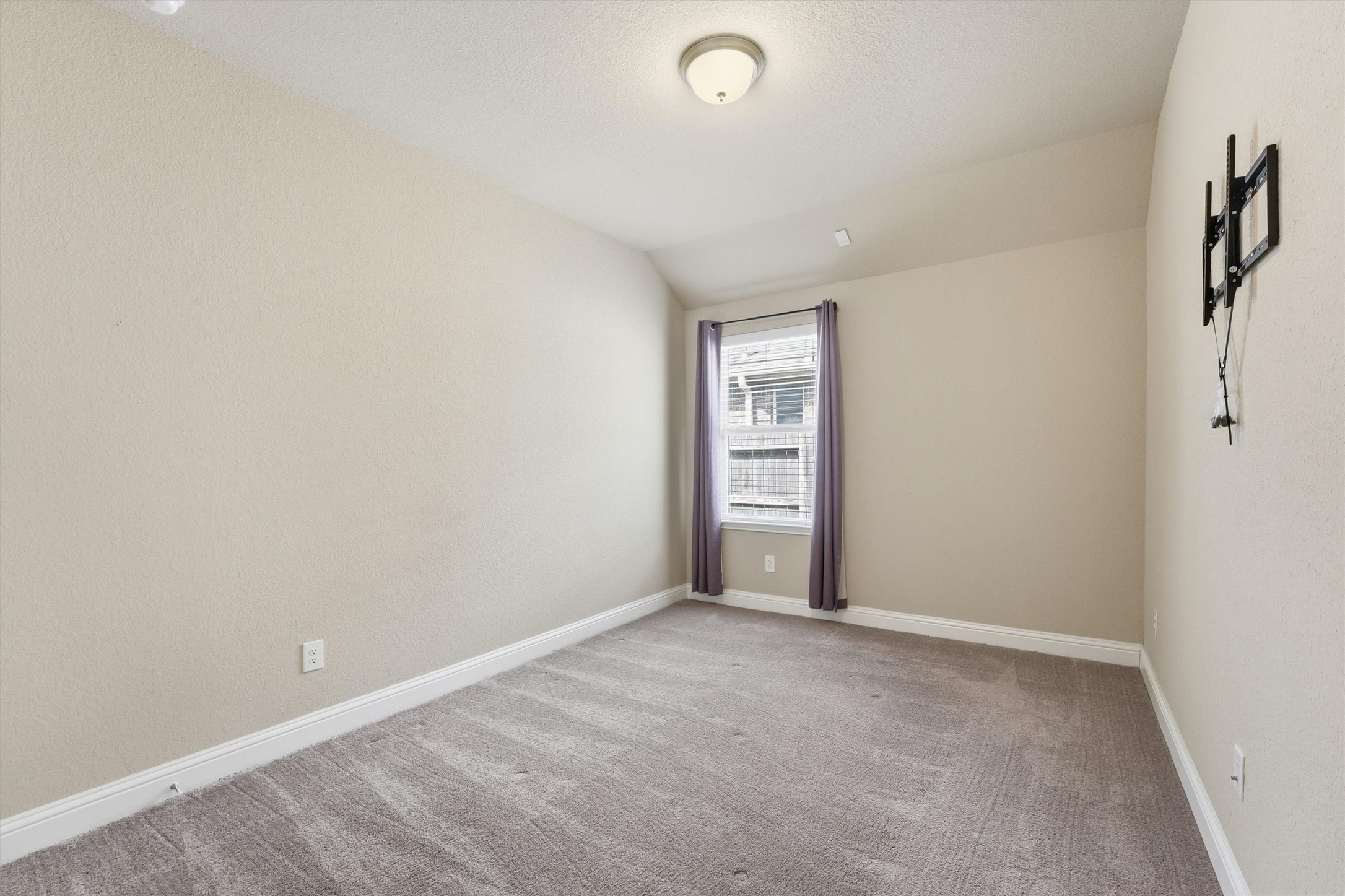 1911 Cedar Ridge Lane Pearland, TX 77089 - Photo 13 of 33 Bedroom 3.
