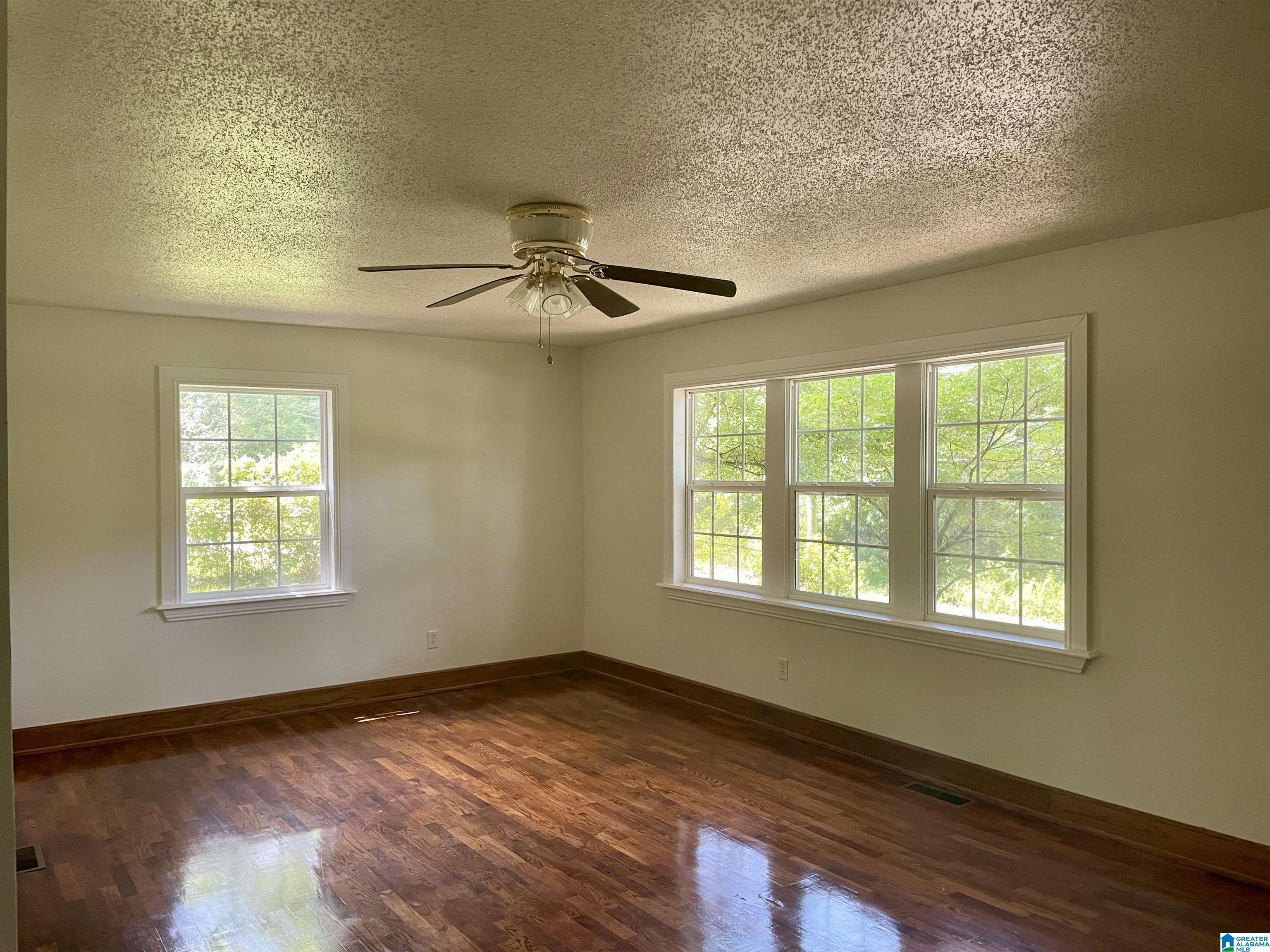 658 Odum Road Gardendale, AL 35071 - Photo 2 of 33