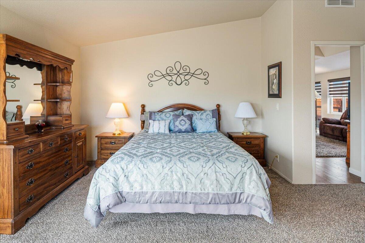 1875 Northeast 6th Street Redmond, OR 97756 - Photo 17 of 33