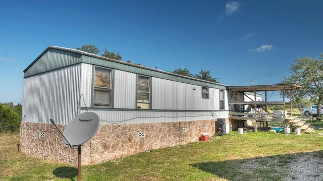 $299,000 | 14832 Highway 41, Rocksprings, TX 78880