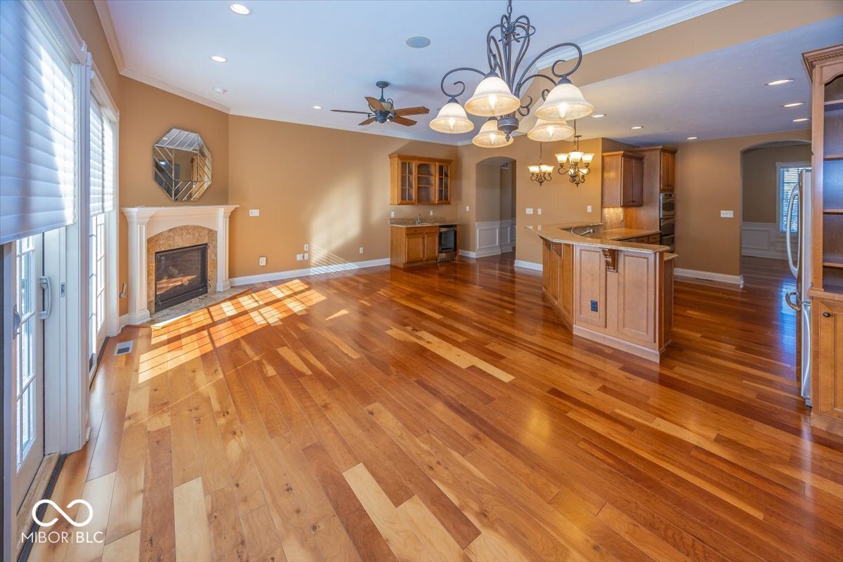 2487 Glebe Street Carmel, IN 46032 - Photo 13 of 31